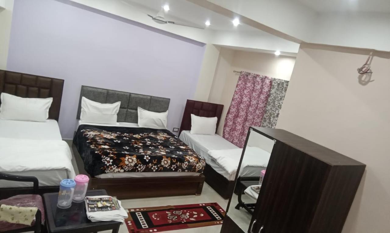 Dixit Residency Hotel Vrindavan Luaran gambar