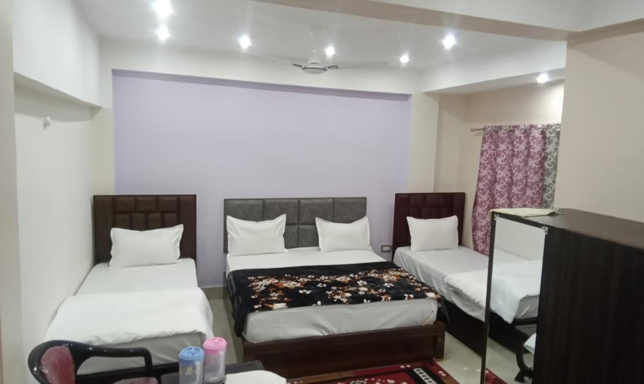 Dixit Residency Hotel Vrindavan Luaran gambar